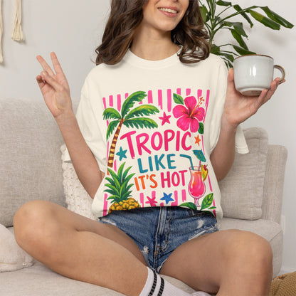 T-Shirt — Tropic Like It’s Hot Tropical Pineapple & Cocktail Summer Tee