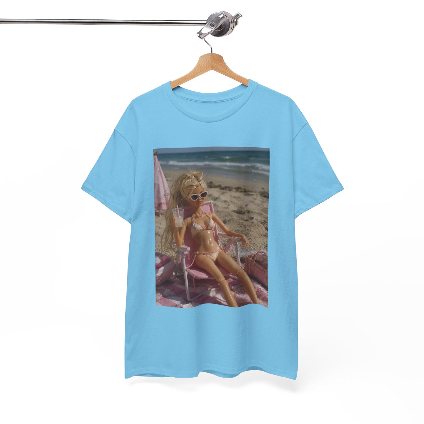 Vintage doll Beach Scene T-Shirt | Retro Doll Summer Print
