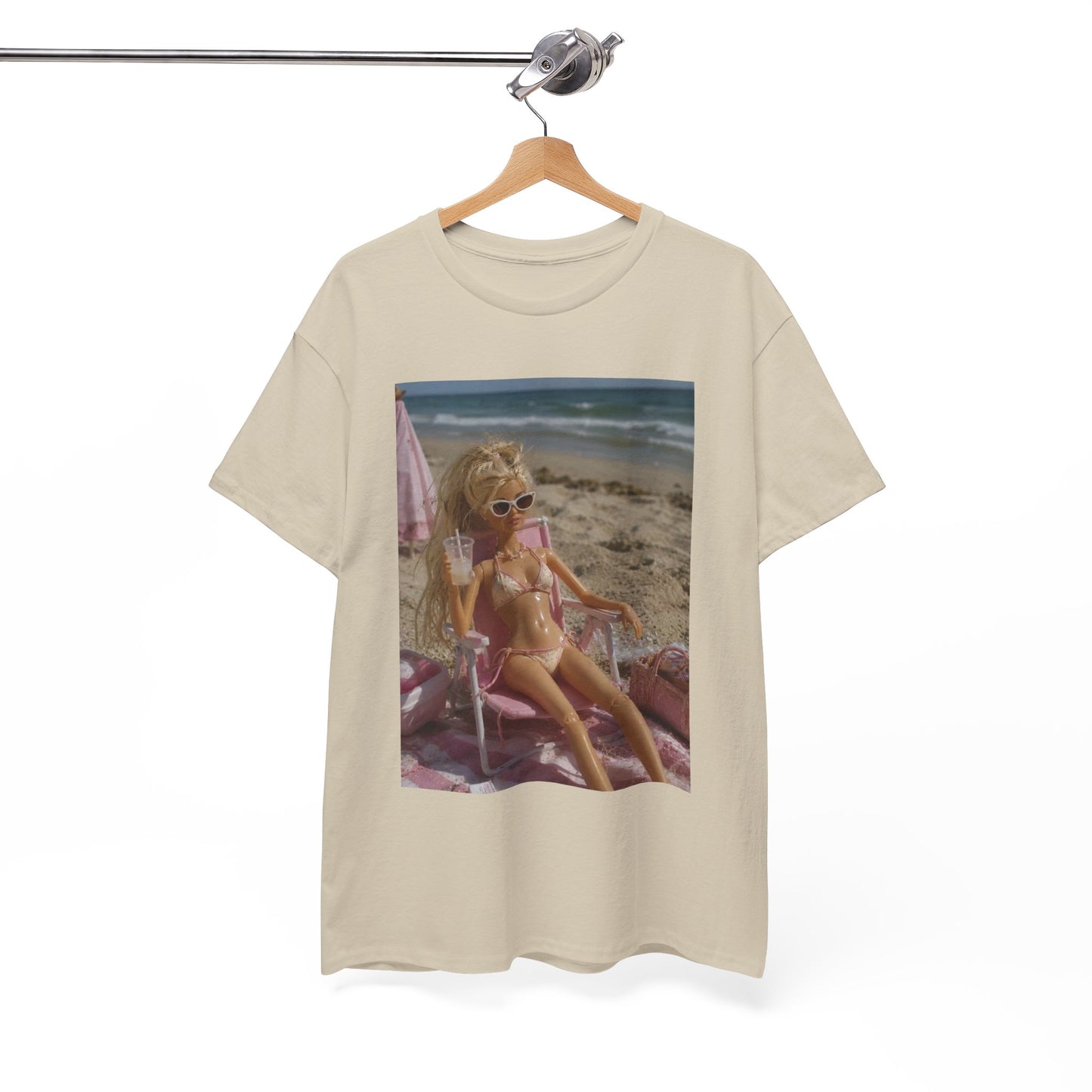 Vintage doll Beach Scene T-Shirt | Retro Doll Summer Print