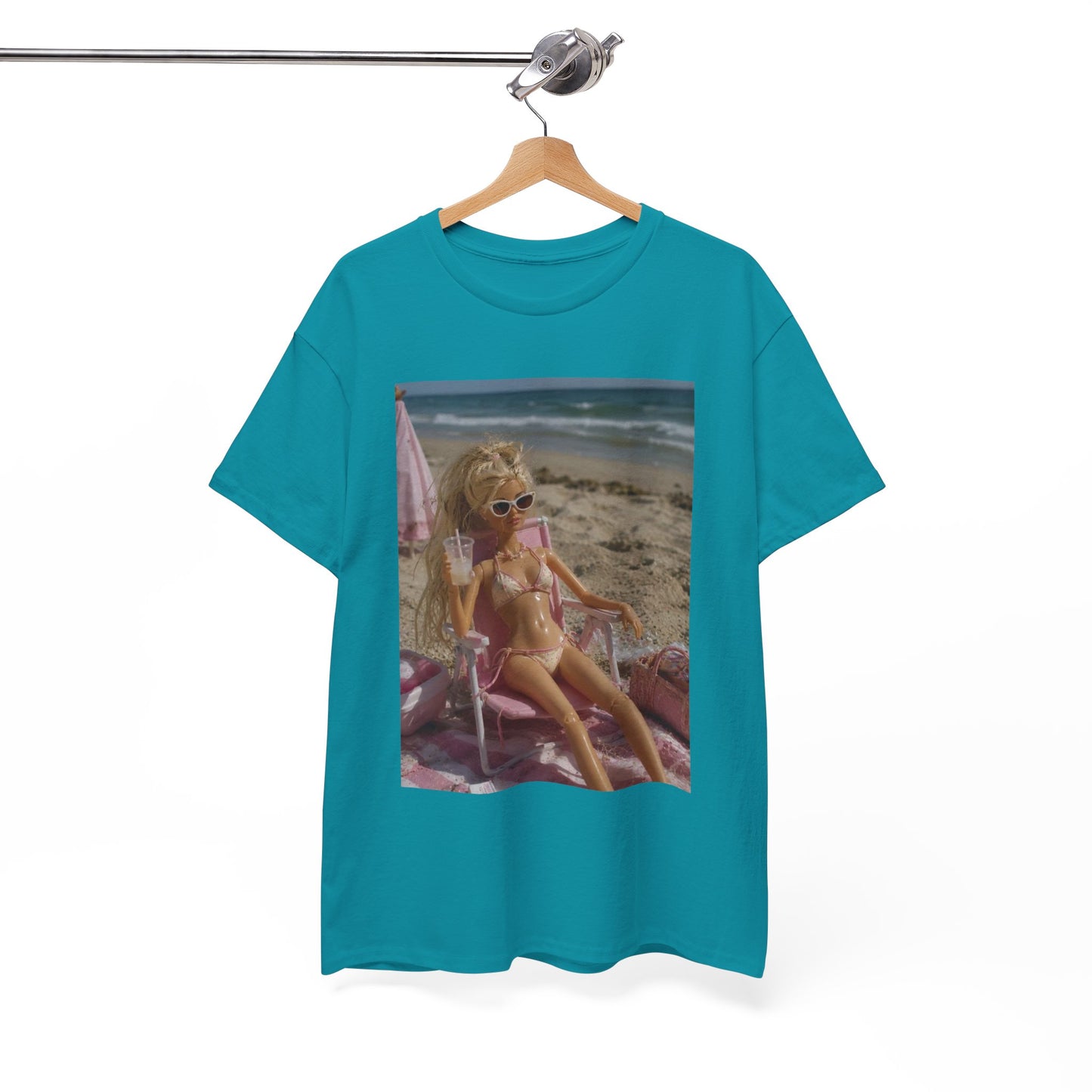 Vintage doll Beach Scene T-Shirt | Retro Doll Summer Print