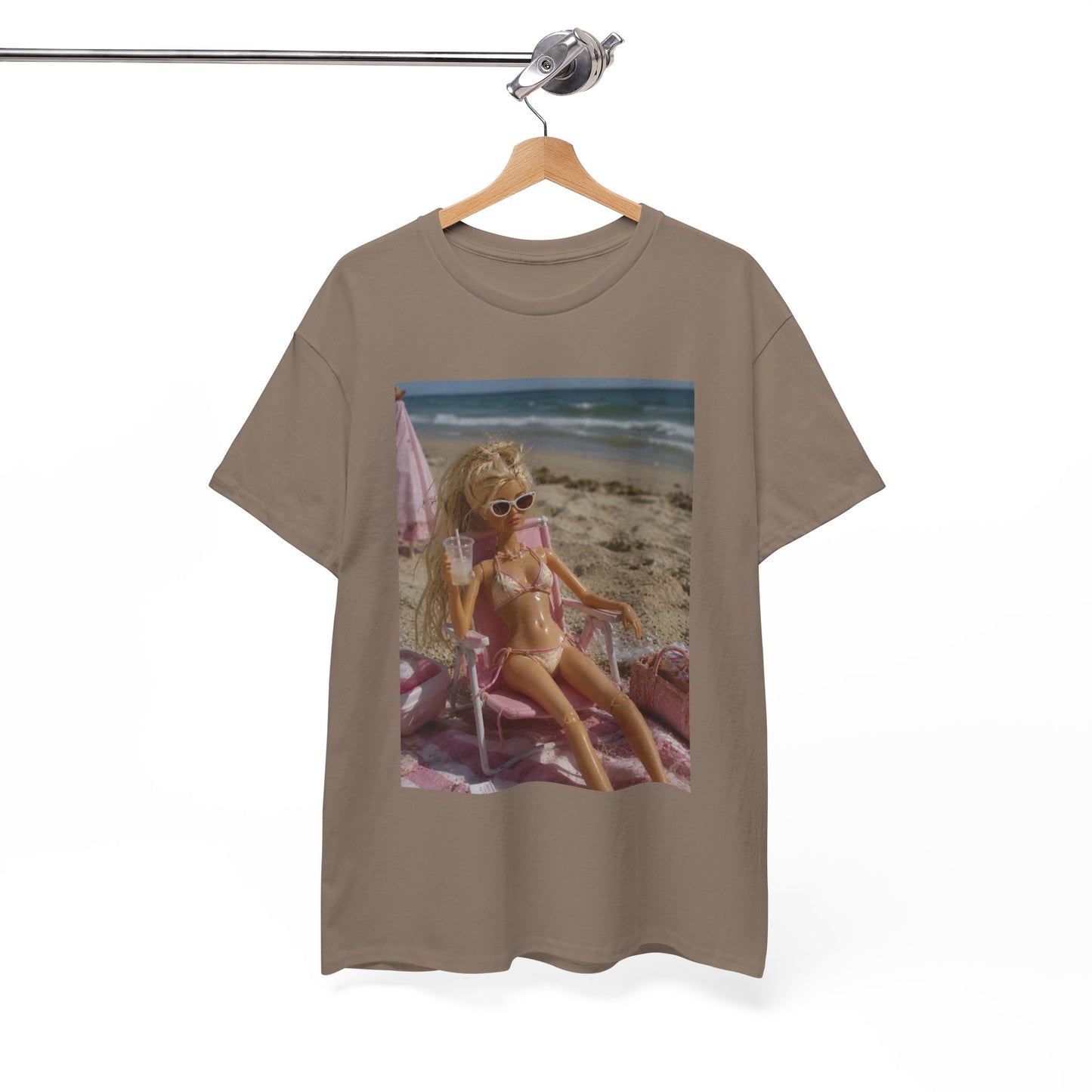 Vintage doll Beach Scene T-Shirt | Retro Doll Summer Print